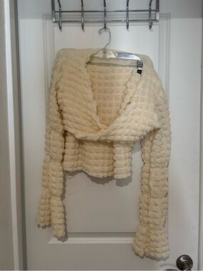 PrettyLittleThing Bubble Texture Tie Side Beach Sarong